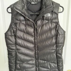 The North Face Women's Puffy Vest - Size S/P
